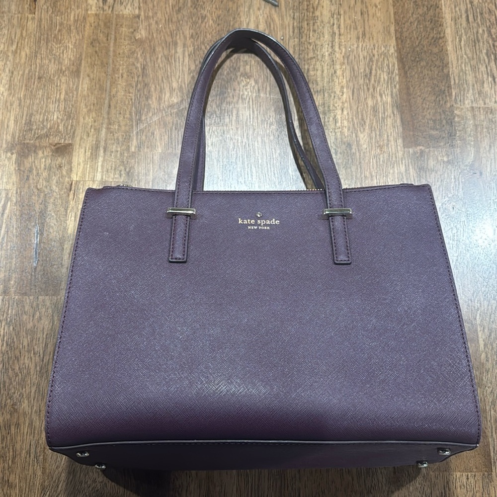 Used Kate Spade purse, good condition